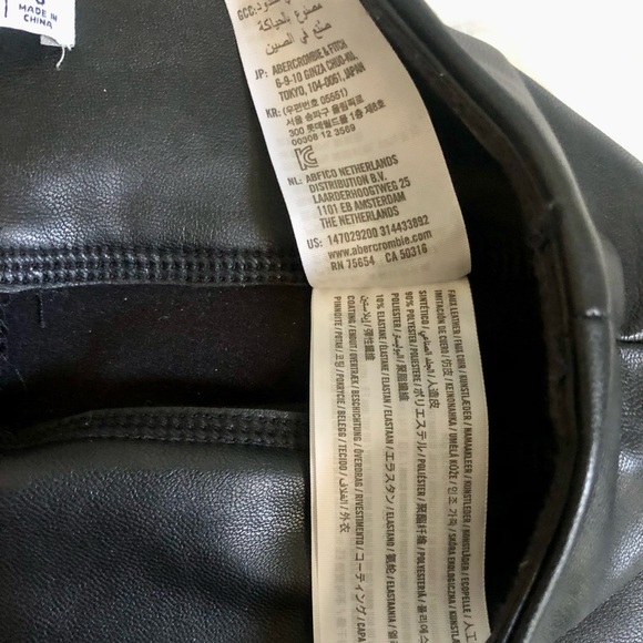 Abercrombie Faux Leather Leggings, black | S - Picture 7 of 9